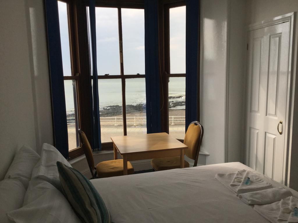 Celtic Bay Guest House Aberystwyth Eksteriør billede