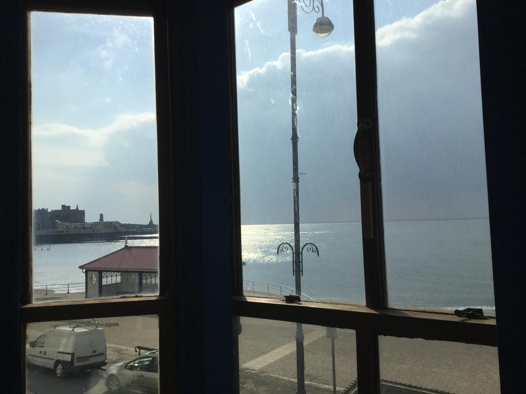 Celtic Bay Guest House Aberystwyth Eksteriør billede